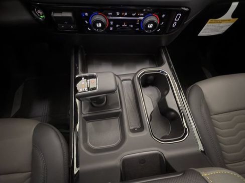 New 2026 Chevrolet Silverado 1500 ZR2 AWD/4WD image 14