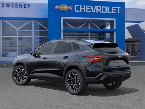 New 2026 Chevrolet Trax RS w/ Driver Confidence Package FWD image 3
