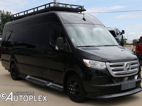 Used 2021 Mercedes-Benz Sprinter 3500 image 3