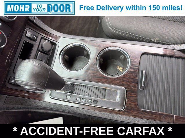 Used 2017 Chevrolet Traverse LT w/ Style and Technology Package FWD image 24