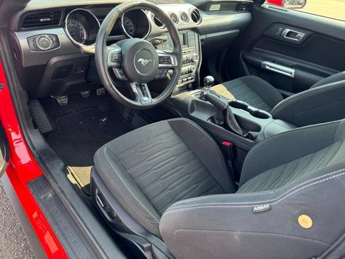 Used 2017 Ford Mustang GT w/ GT Performance Package RWD image 11