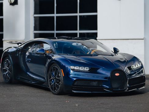 Used 2020 Bugatti Chiron image 36
