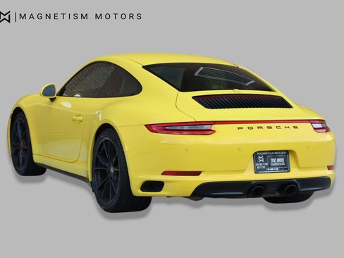 Used 2019 Porsche 911 Carrera 4S AWD/4WD image 11