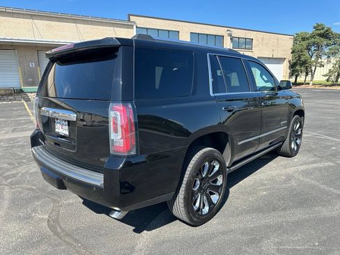 Used 2019 GMC Yukon Denali w/ Denali Ultimate Package AWD/4WD image 10