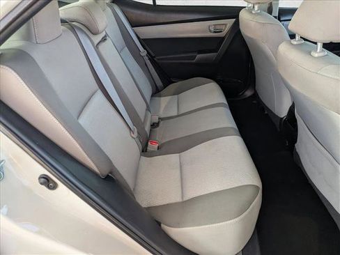 Used 2019 Toyota Corolla LE image 18
