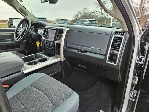 Used 2019 RAM 1500 Big Horn image 35