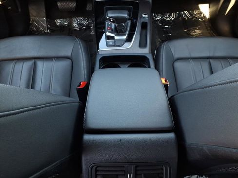 Used 2023 Audi Q5 2.0T Premium image 27