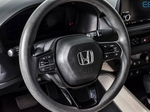 Used 2023 Honda Accord EX image 15