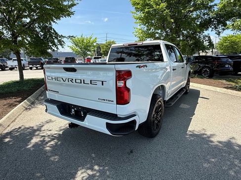 Used 2024 Chevrolet Silverado 1500 Custom w/ Turbomax Blackout Package AWD/4WD image 5