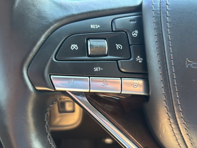 Used 2024 Cadillac Escalade Sport Platinum w/ LPO, ONYX Package AWD/4WD image 18