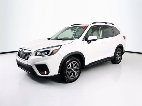 Used 2021 Subaru Forester Premium AWD/4WD image 7
