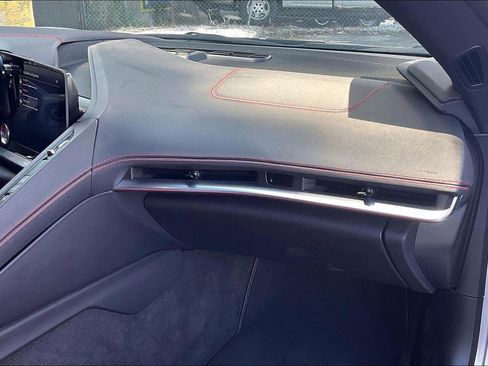 Used 2023 Chevrolet Corvette Stingray Coupe w/ 1LT RWD image 17
