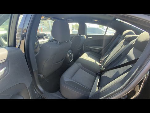 Used 2022 Dodge Charger SXT RWD image 7