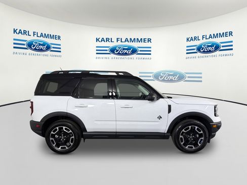 Certified 2024 Ford Bronco Sport Outer Banks w/ Tech Package AWD/4WD image 2