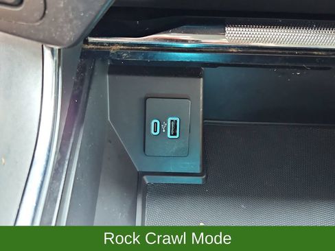 Used 2021 Ford F150 Lariat w/ Equipment Group 502A High AWD/4WD image 22