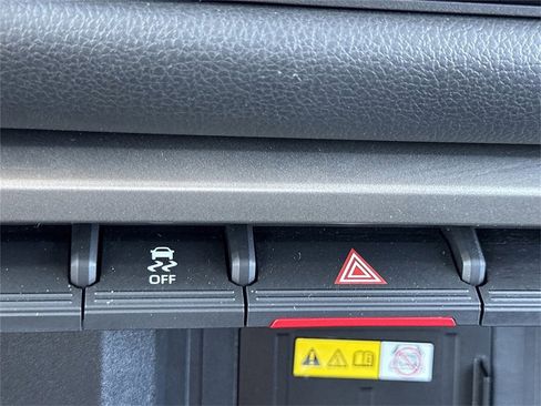 Used 2023 Toyota Tundra Limited image 7