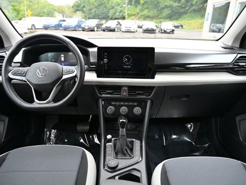 Used 2025 Volkswagen Taos S AWD/4WD image 11