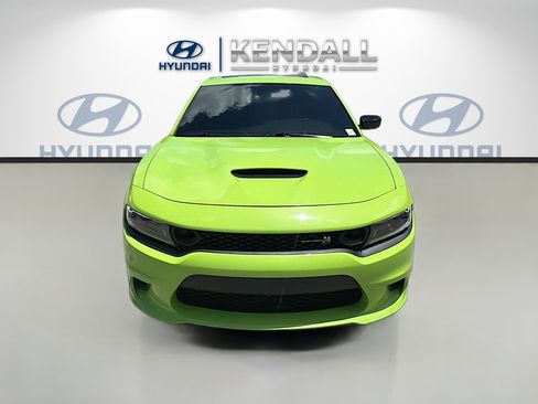 Used 2023 Dodge Charger Scat Pack w/ Technology Group RWD image 2