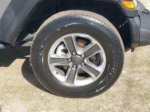 Used 2021 Jeep Wrangler Unlimited Sport image 6