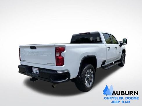 Used 2024 Chevrolet Silverado 2500 Custom w/ Custom Value Package AWD/4WD image 7