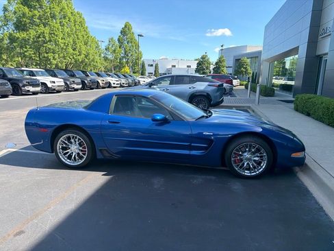 Used 2002 Chevrolet Corvette Z06 w/ Memory Pkg RWD image 9