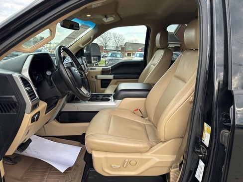 Used 2018 Ford F350 Lariat image 25