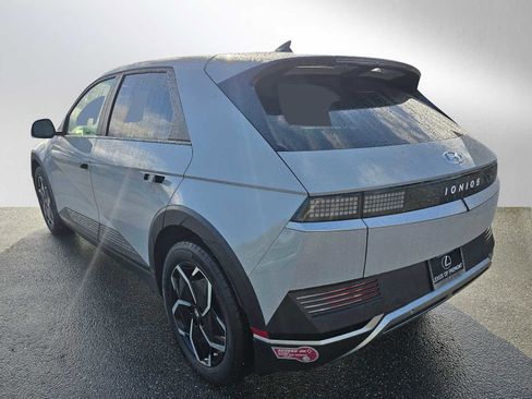 Used 2024 Hyundai Ioniq 5 SEL image 5