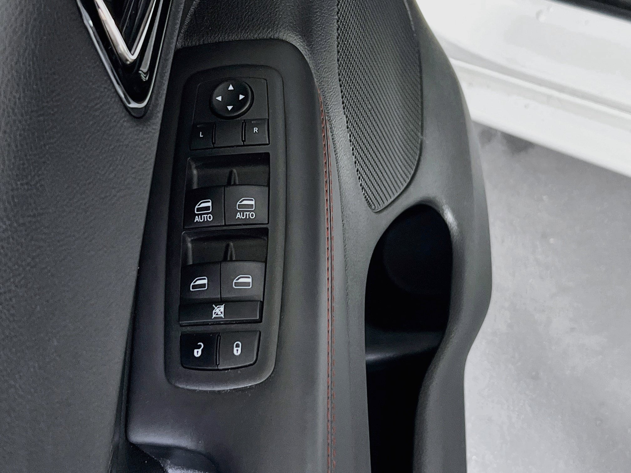 Used 2023 Dodge Durango R/T AWD/4WD image 18