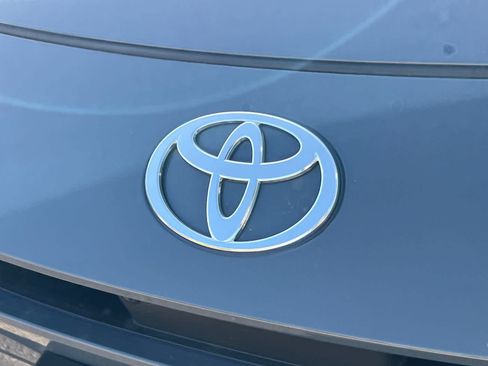 Used 2024 Toyota Prius Prime Premium w/ Advanced Technology Package FWD image 13
