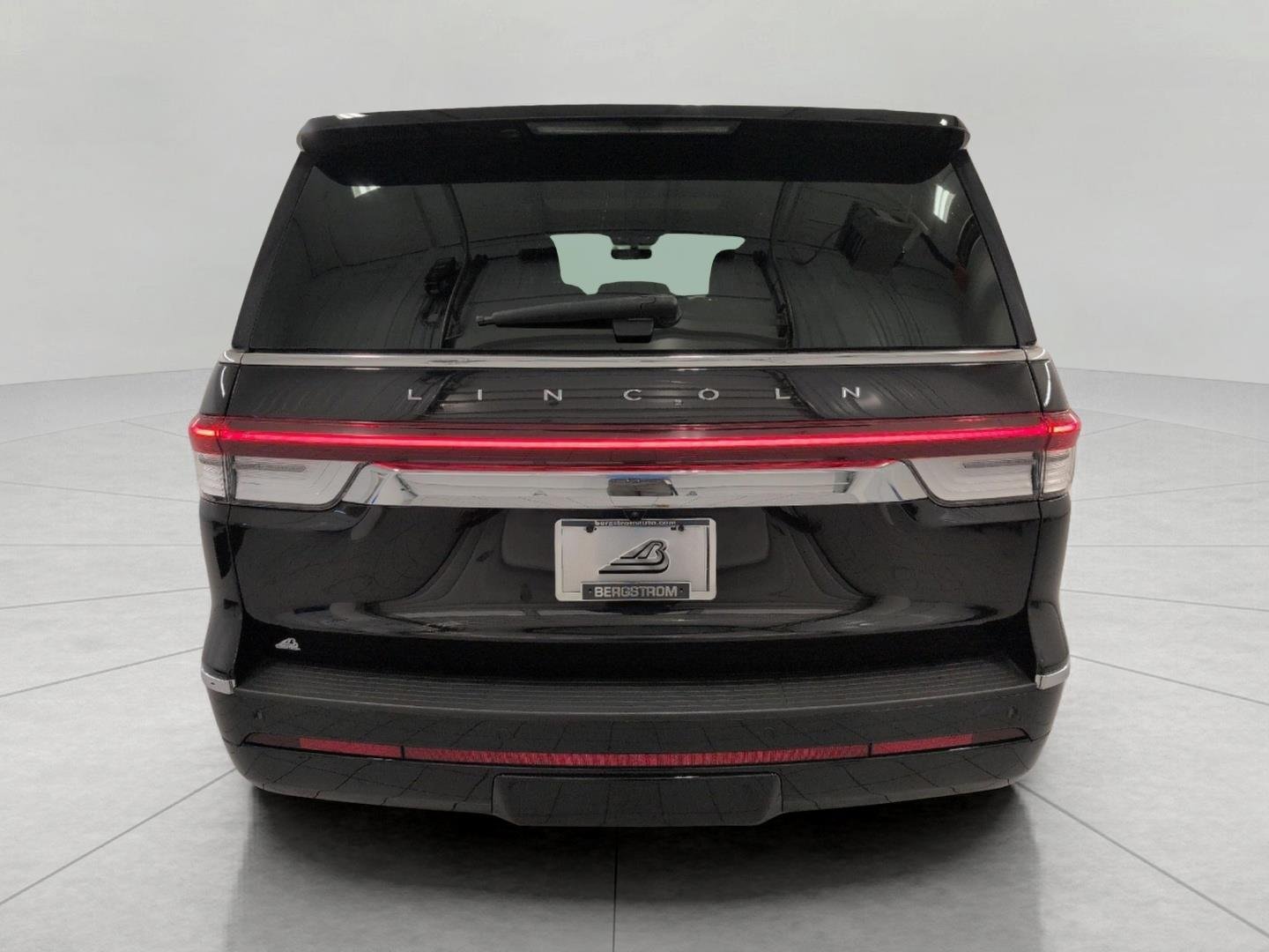 Used 2023 Lincoln Navigator Reserve AWD/4WD image 46