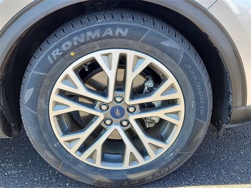 Used 2021 Ford Escape SEL w/ Technology Package image 7