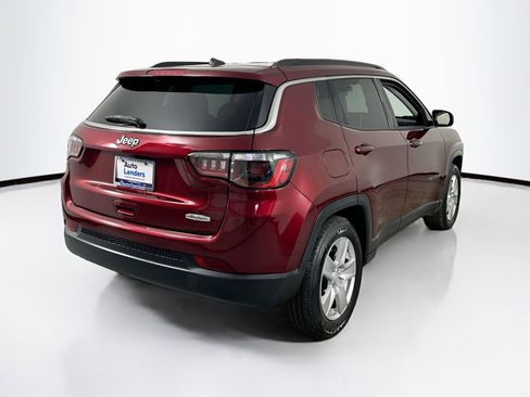 Used 2022 Jeep Compass Latitude image 5