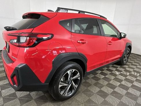 Used 2024 Subaru Crosstrek 2.0i Premium AWD/4WD image 3