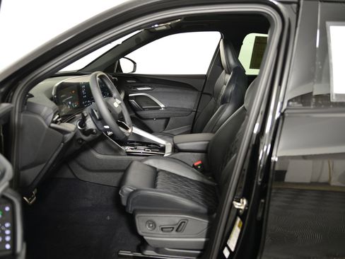 New 2025 Audi SQ5 Premium Plus image 23