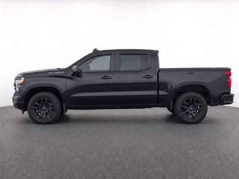 Used 2024 Chevrolet Silverado 1500 Custom RWD image 4