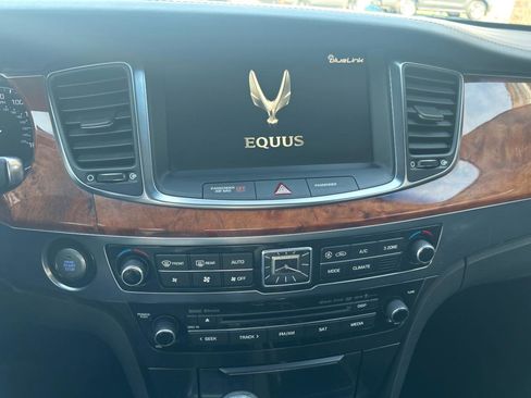 Used 2014 Hyundai Equus Signature image 13