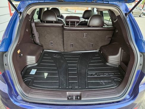 Used 2011 Hyundai Tucson GLS image 9