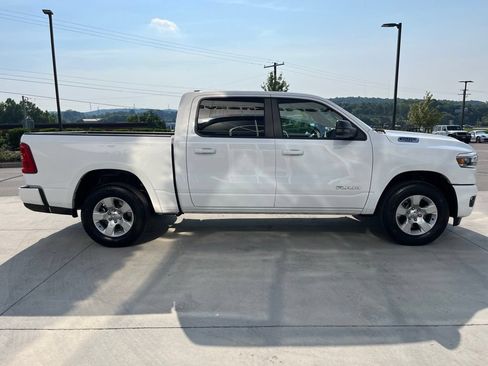 Used 2025 RAM 1500 Big Horn AWD/4WD image 21