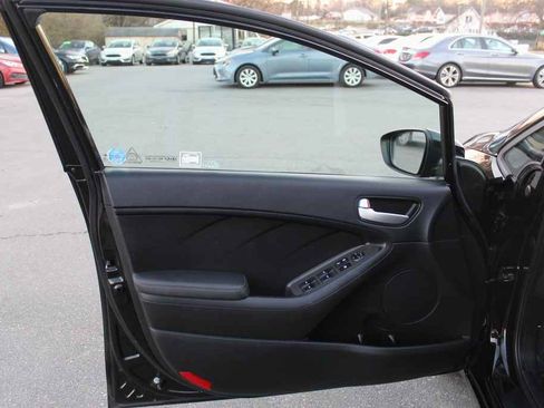 Used 2017 Kia Forte LX w/ LX Popular Package image 10