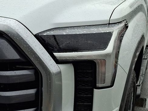 Used 2024 Toyota Tundra Limited image 9