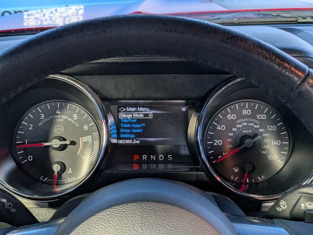Used 2017 Ford Mustang Premium RWD image 26