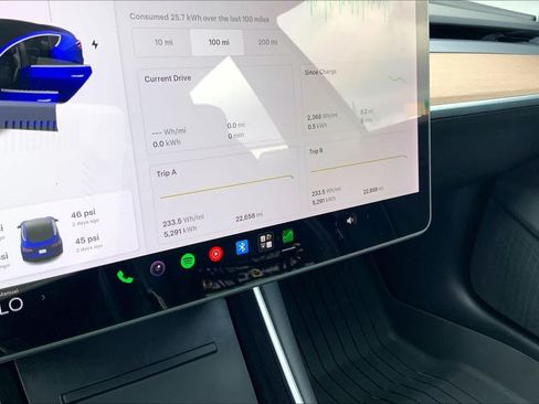 Used 2020 Tesla Model 3 Standard Range Plus RWD image 17