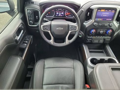 Used 2022 Chevrolet Silverado 1500 RST AWD/4WD image 19