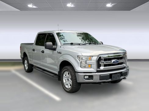 Used 2016 Ford F150 XLT w/ Heavy-Duty Payload Package AWD/4WD image 5