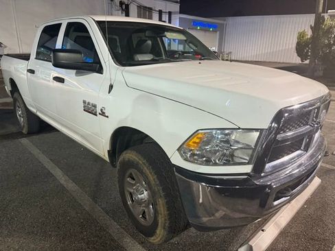 Used 2015 RAM 2500 Tradesman w/ Chrome Appearance Group image 8