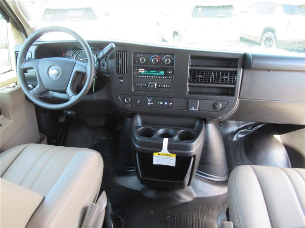 New 2026 Chevrolet Express 2500 Extended RWD image 15