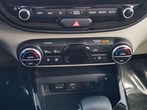 Used 2023 Kia Soul EX image 20