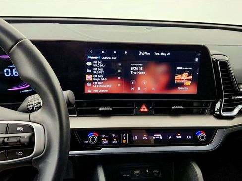 Used 2024 Kia Sportage EX FWD image 15
