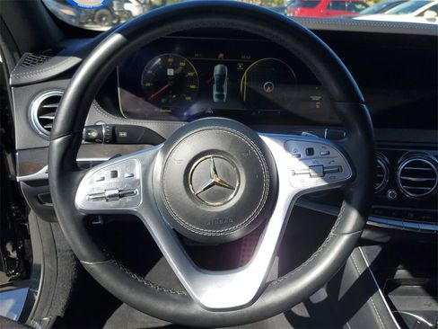 Used 2020 Mercedes-Benz S 560 Sedan image 22