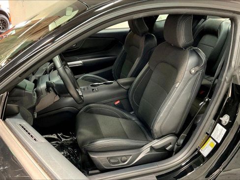 Used 2024 Ford Mustang Coupe image 24